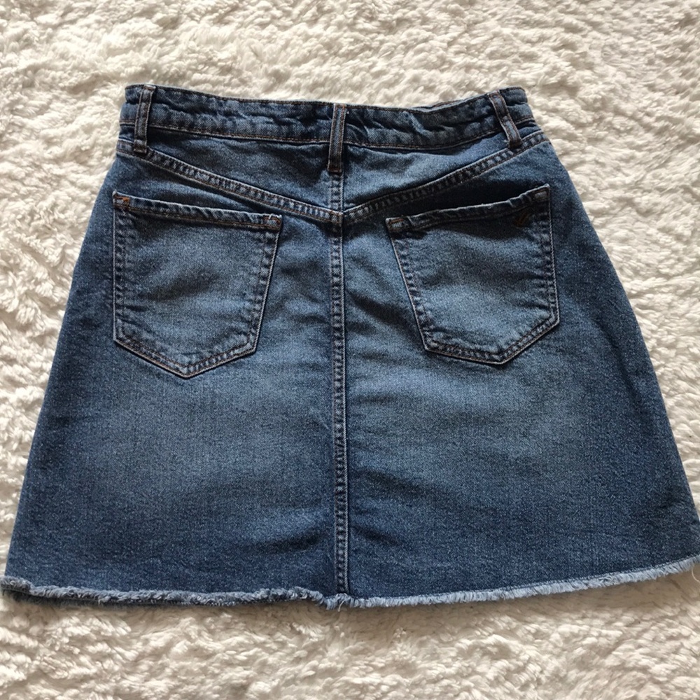 *William Rast Jean Skirt Size 27 - Picture 3 of 3